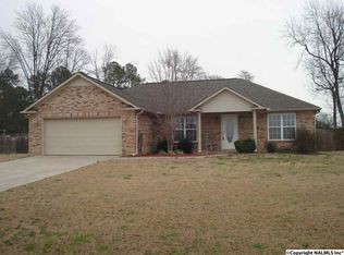 139 Kaylee Loop, Hartselle, AL 35640