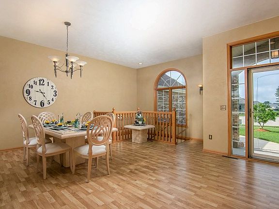 4th image of 1136 Key West Ct