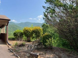 101B Woodside Villa Dr, Franklin, NC 28734