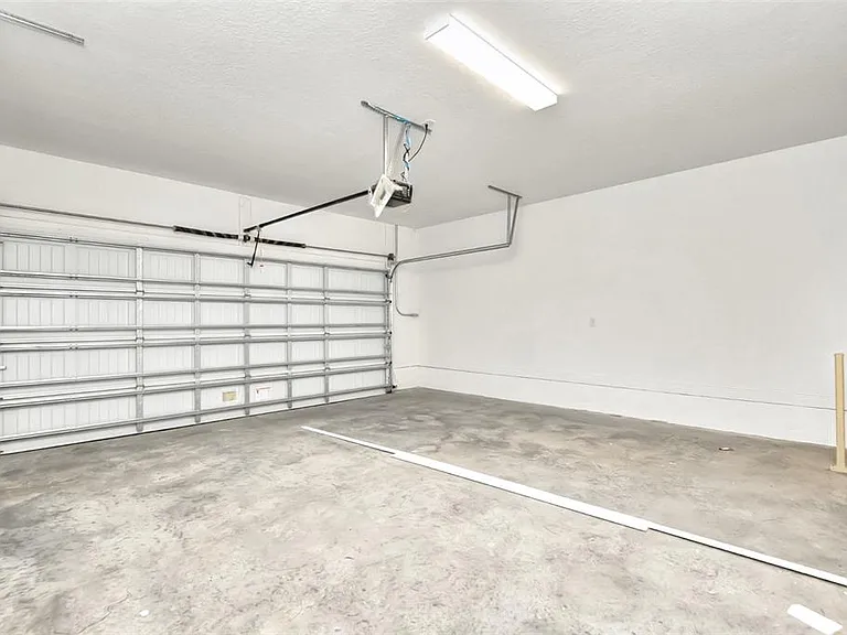 2941 Voyager Ave — Photo 26
