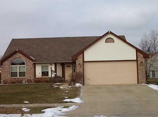864 Jennifer Dr, Greenwood, IN 46143