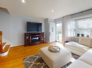 17 Fairbanks Ave, Staten Island, NY 10306