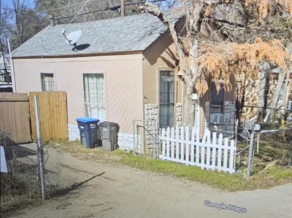 1714 Bishop St, Fort Worth, TX 76105