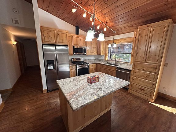 5th image of 11294 Bishop Pine Rd