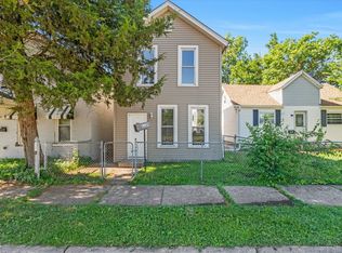 1125 W 5th St, Davenport, IA 52802