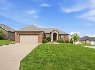 5713 S Lexington Avenue S, Springfield, MO 65810