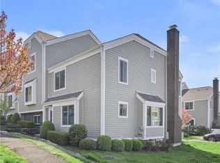 71 Aiken St APT M11, Norwalk, CT 06851