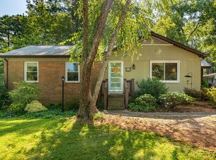 6004 Caledonia St, Raleigh, NC 27609