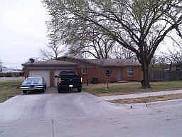 4th image of 3113 Ray Ct