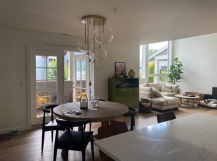 284 Madrona Way NE APT 228, Bainbridge Island, WA 98110