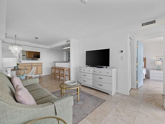 4th image of 5511 North Ocean Blvd. #310