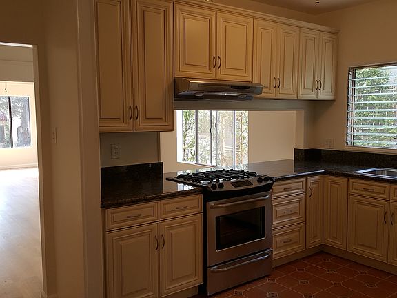 Kitchen_1