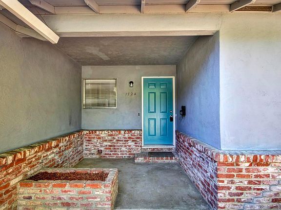 4th image of 1724 Wakefield Way