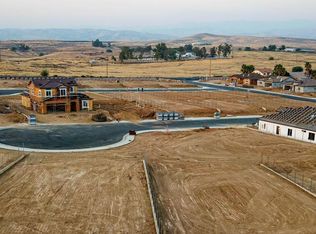 9118 Red Hawk Ct, Bakersfield, CA 93306