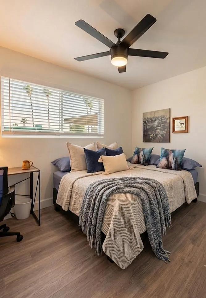 4 bed, 3.0 bath, 2050 sqft, $918 — Photo 1