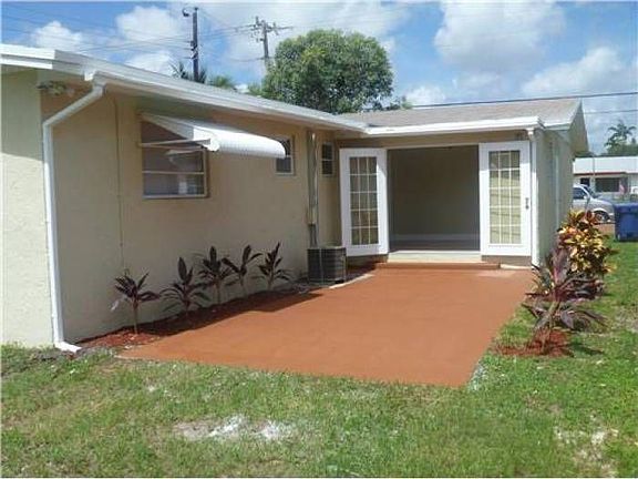 3rd image of 17515 NW 22nd Ave