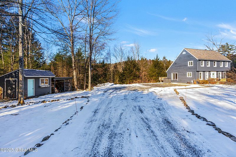 3rd image of 96 Hubbell Lane