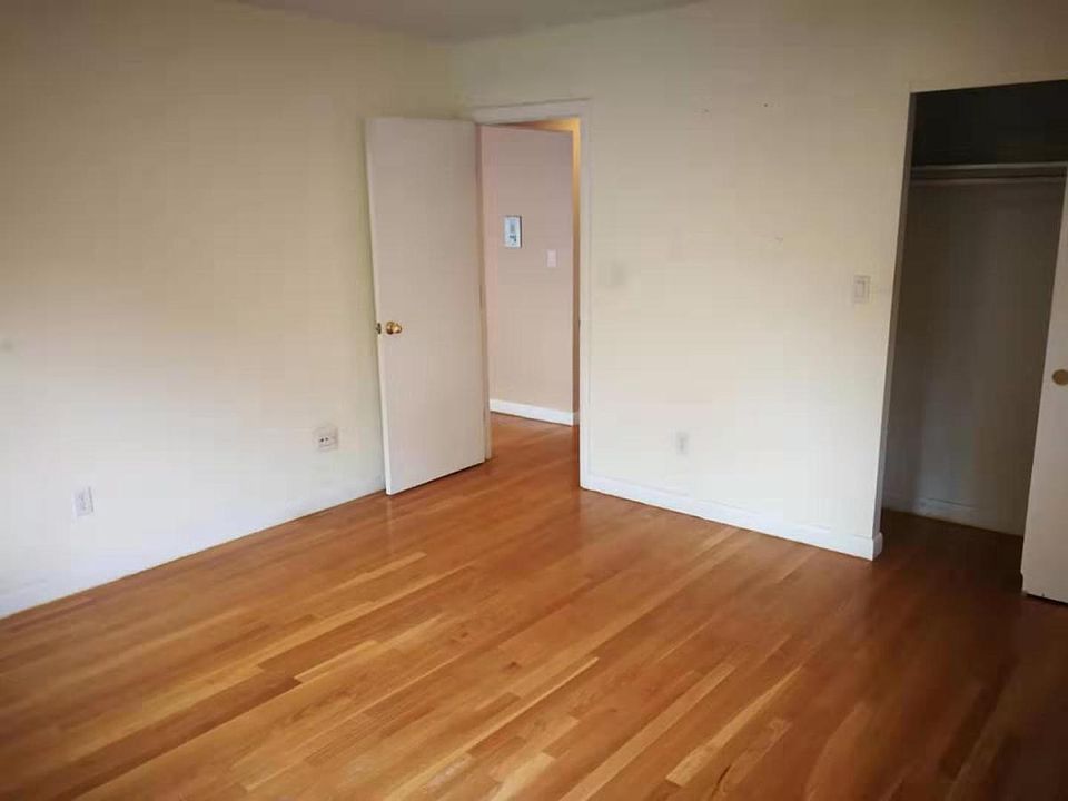 2nd image of 78 Walnut St