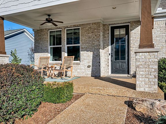 4th image of 111 Ellersly Way