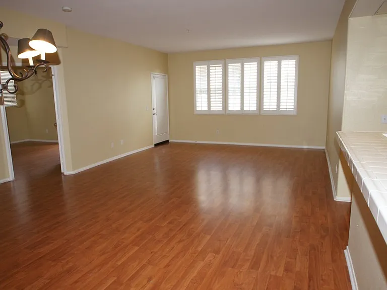 1338 Nicolette Ave #1022 — Photo 2