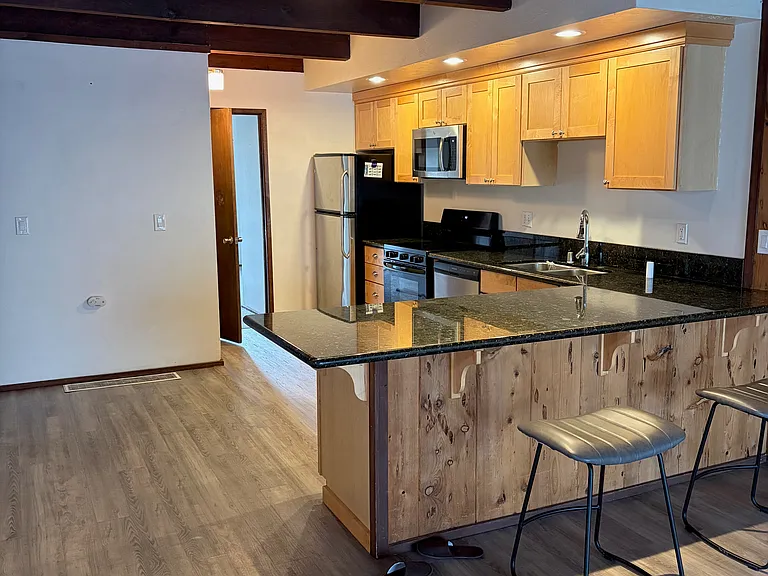 155 Kahle Dr #B — Photo 1