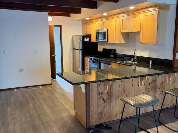 155 Kahle Dr #B, Stateline, NV 89449