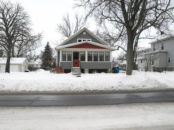 1345 Washington Ave, Grand Haven, MI 49417