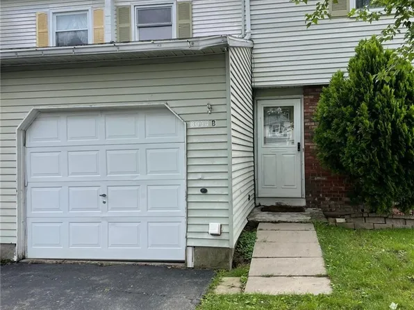 8034 Marlin Dr #B, Clay, NY 13041