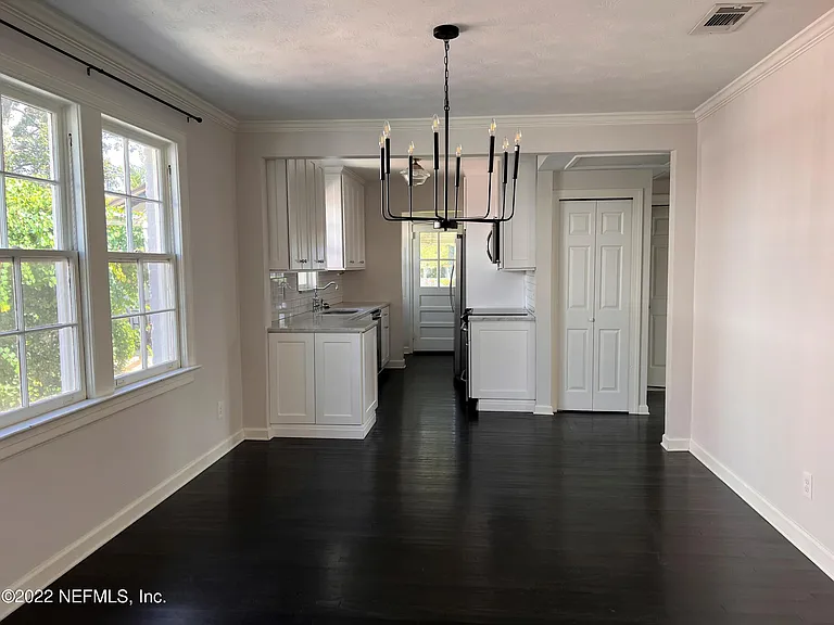 4743 Kerle St — Photo 4
