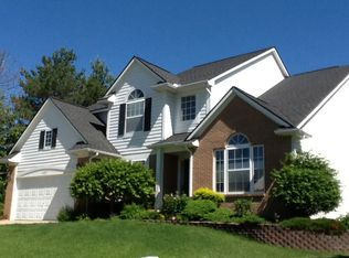 4937 N Ridgeside Cir, Ann Arbor, MI 48105