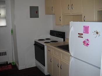 3rd image of 11720 Edgewater Dr APT 1014