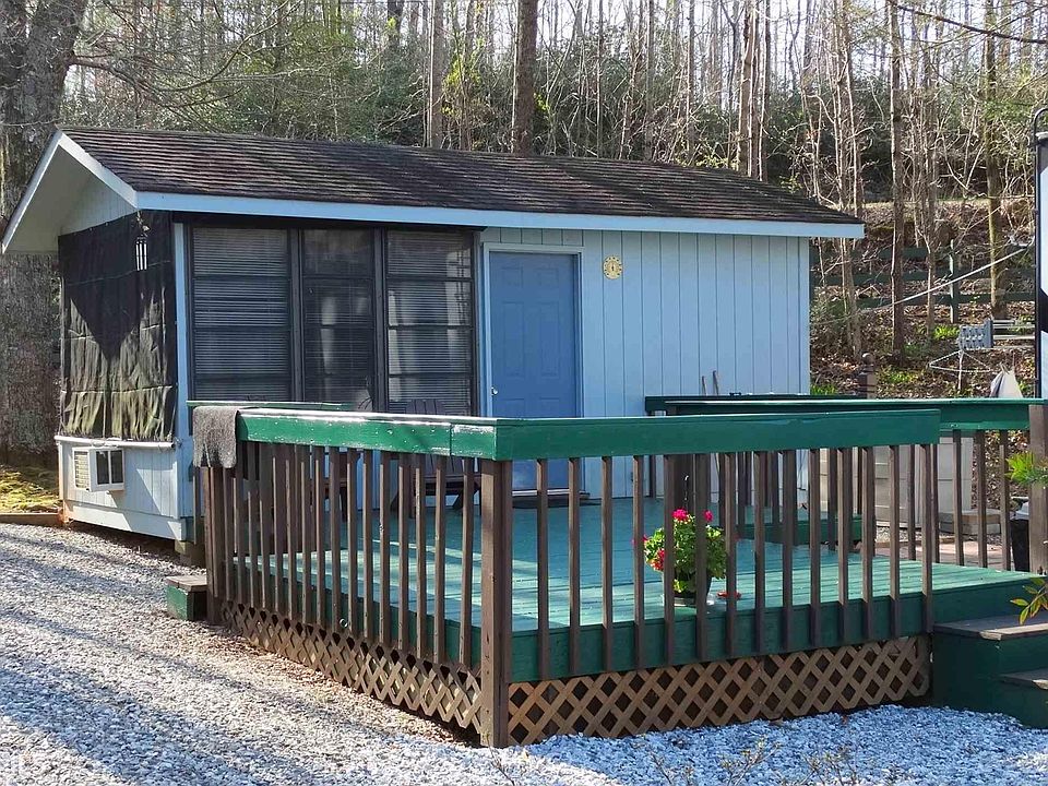 1st image of 101 Hill Crest Ct #76