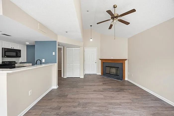 14053 Vista Dr #146 — Photo 6