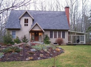 88 E Fork Rd, Camden, ME 04843