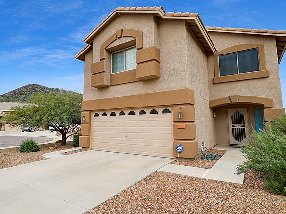 3rd image of 2128 E Vista Bonita Dr
