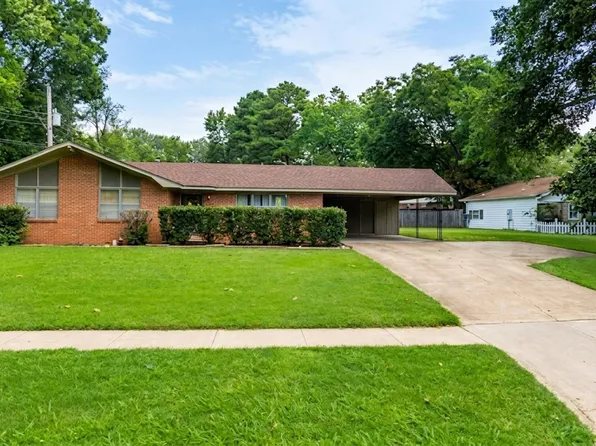 1824 W College Blvd, Jonesboro, AR 72401