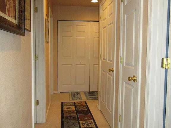 4th image of 135 Scholars Ct #4