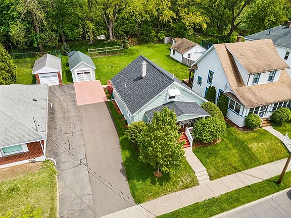 3rd image of 49 Ackley Ave