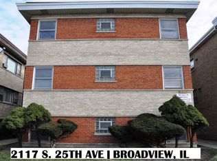 2117 S 25th Ave APT 2E, Broadview, IL 60155