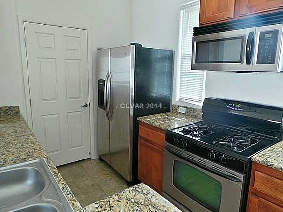 5th image of 1732 Travis Jason Ave