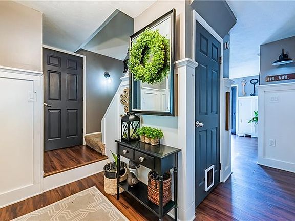3rd image of 207 Quail Dr