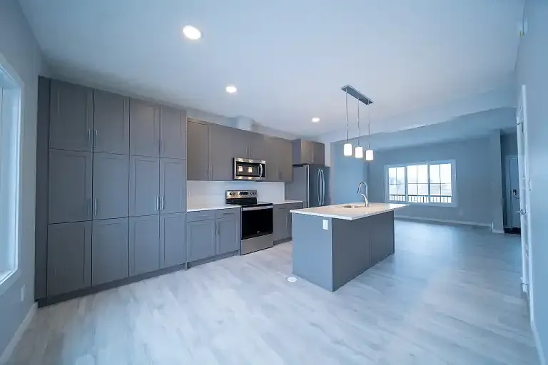 3 bed, 2.5 bath, 1400 sqft, $1,800 — Photo 1