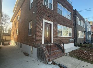 340 S 6th Ave #3B, Mount Vernon, NY 10550