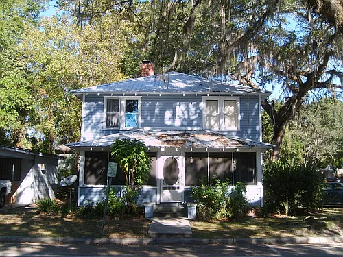1102 NW 3rd Ave Photo 1