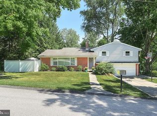 712 Greendale Rd, York, PA 17403