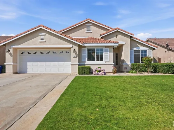 13511 Cheyenne Mountain Dr, Bakersfield, CA 93314