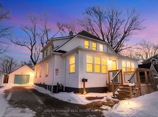 22 Lyons Ave, Welland, ON L3B 1L7