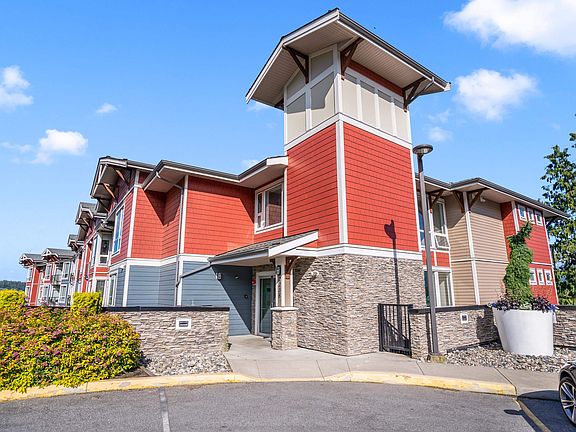 2nd image of 2238 Whatcom Rd #204