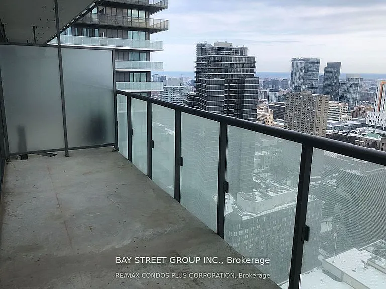 15 Grenville St #3802 — Photo 2