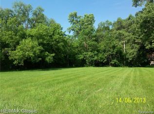 3000 Elizabeth St, Wayne, MI 48184